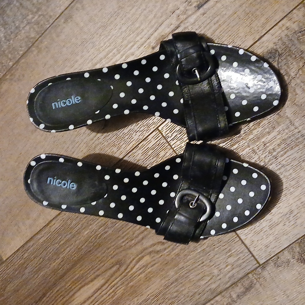 Leather polka dot sandals
